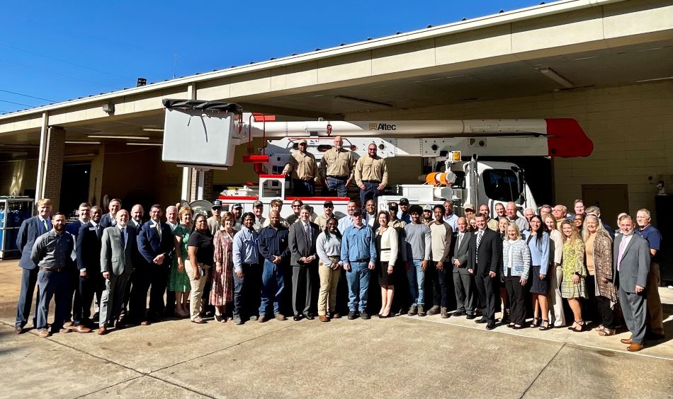 Mississippi Gulf Coast Community College and Mississippi Power signed a Memorandum of Understanding (MOU) for the Electric Lineworker Training program on September 14.  